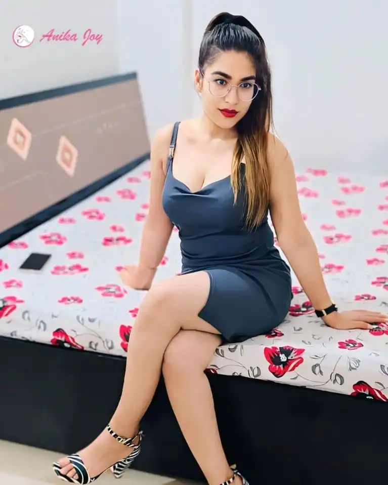 Portrait of Lakshmi Iyer offering escort service in Lucknow as a yoga instructor for sensual relaxation
